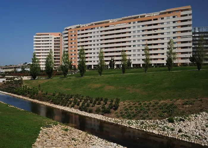 Cardoso Pires 2 Bedrooms Apt.